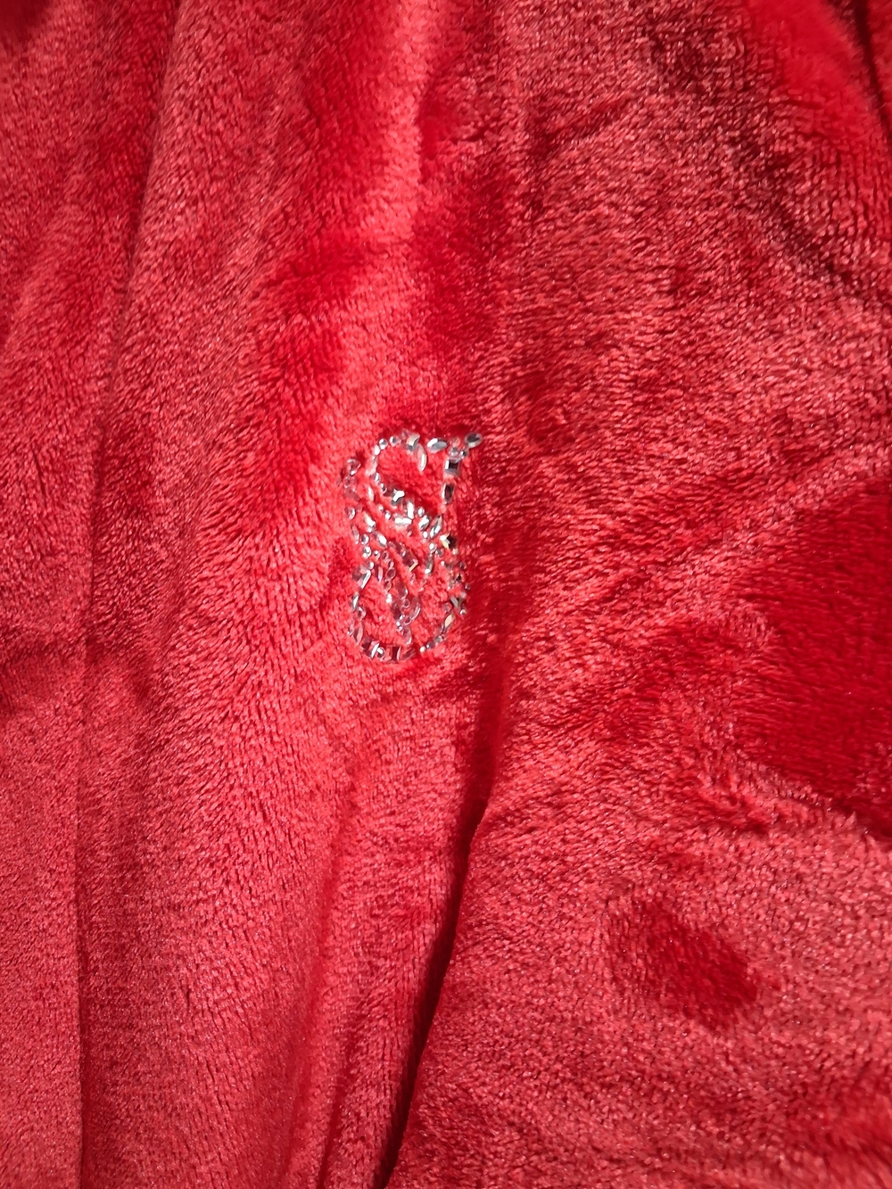 Victoria's Secret Red Plush Robe - Picture 2 of 4